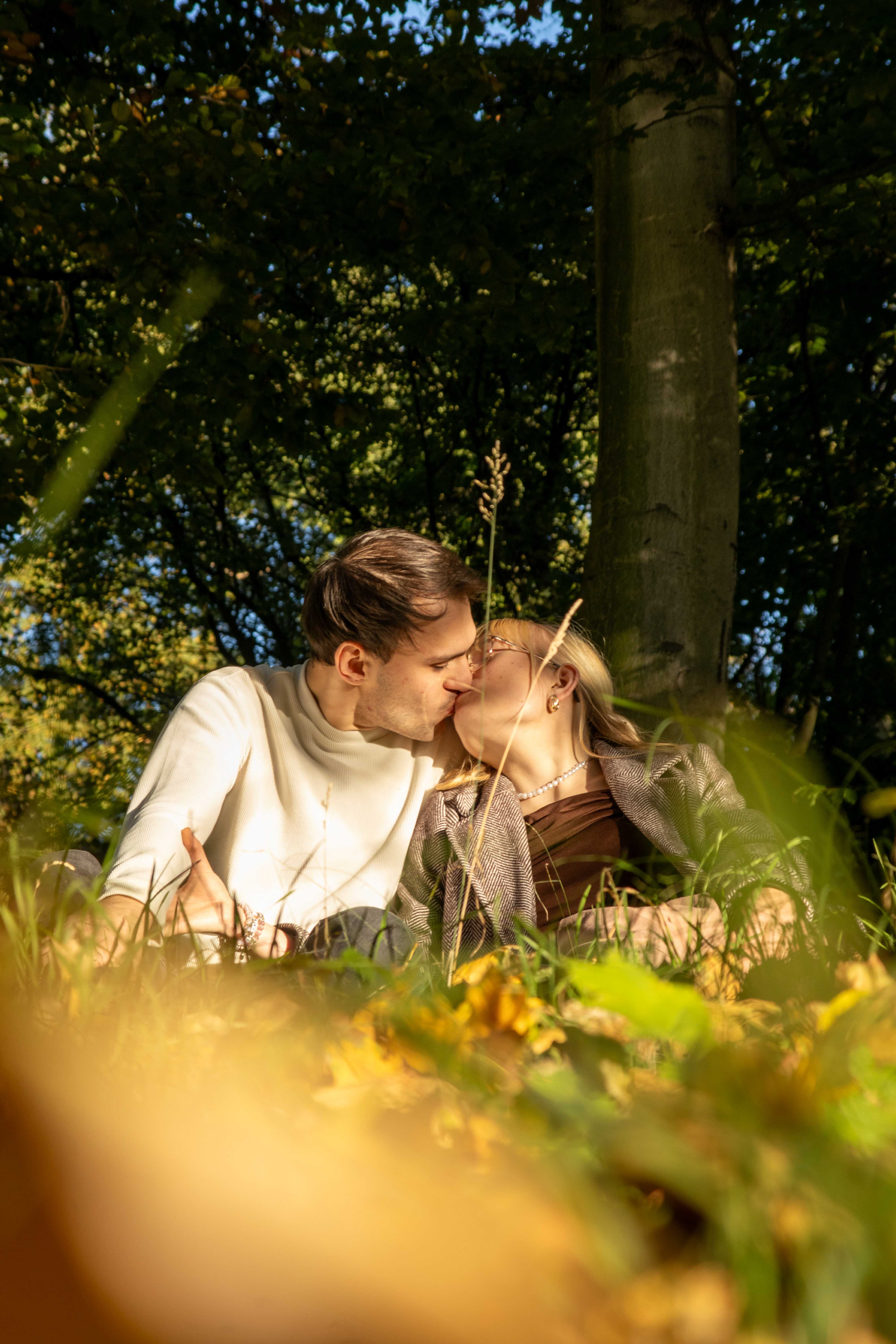 Sesja plenerowa – naturalny uśmiech